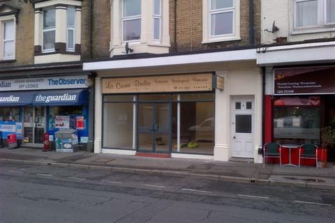 Retail property (high street) to rent, 4 Lansdowne Road, Bournemouth, Dorset