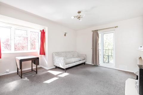 2 bedroom flat to rent, Elmhurst Estate, Bath BA1