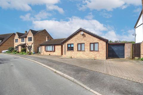 3 bedroom detached bungalow for sale, King Street, Somersham