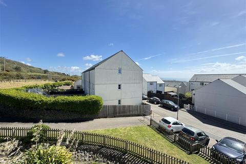 3 bedroom end of terrace house for sale, Gwithian Road, St. Austell