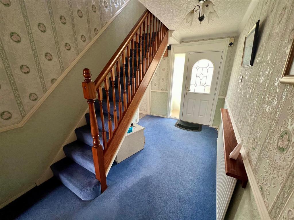 BR29 Hall.jpg