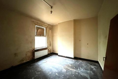 2 bedroom terraced house for sale, Lord Street, Leigh