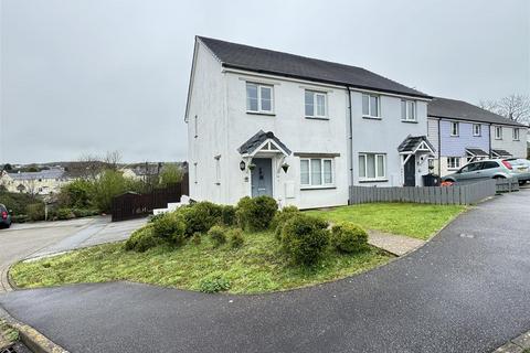 2 bedroom end of terrace house for sale, Mccarthy Drive, St. Stephen, St. Austell