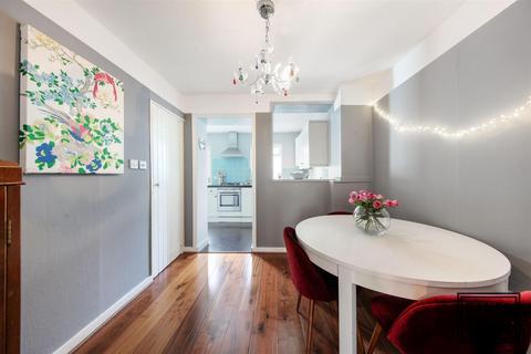 49 Trinity Street, Enfield, EN2 6NT