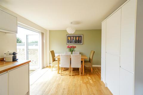 3 bedroom semi-detached house for sale, Birch Way, Hastings