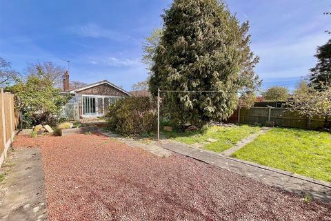 3 bedroom detached bungalow for sale, Common Road, Hemsby