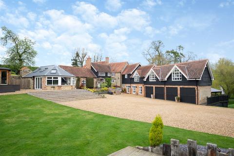 5 bedroom detached house for sale, Eakley Lanes, Stoke Goldington, Newport Pagnell