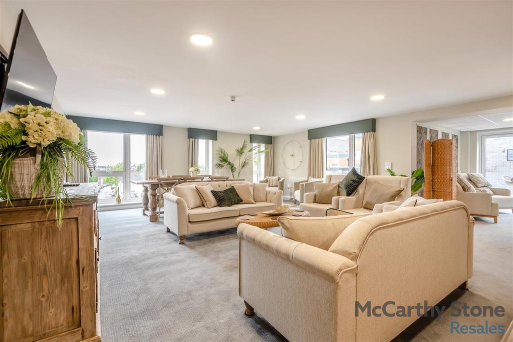 8654009-interior19.jpg