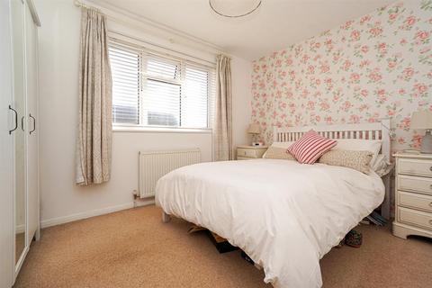 2 bedroom end of terrace house for sale, Drapers Way, St. Leonards-On-Sea