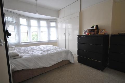 3 bedroom semi-detached house for sale, Sandiland Road, Northampton