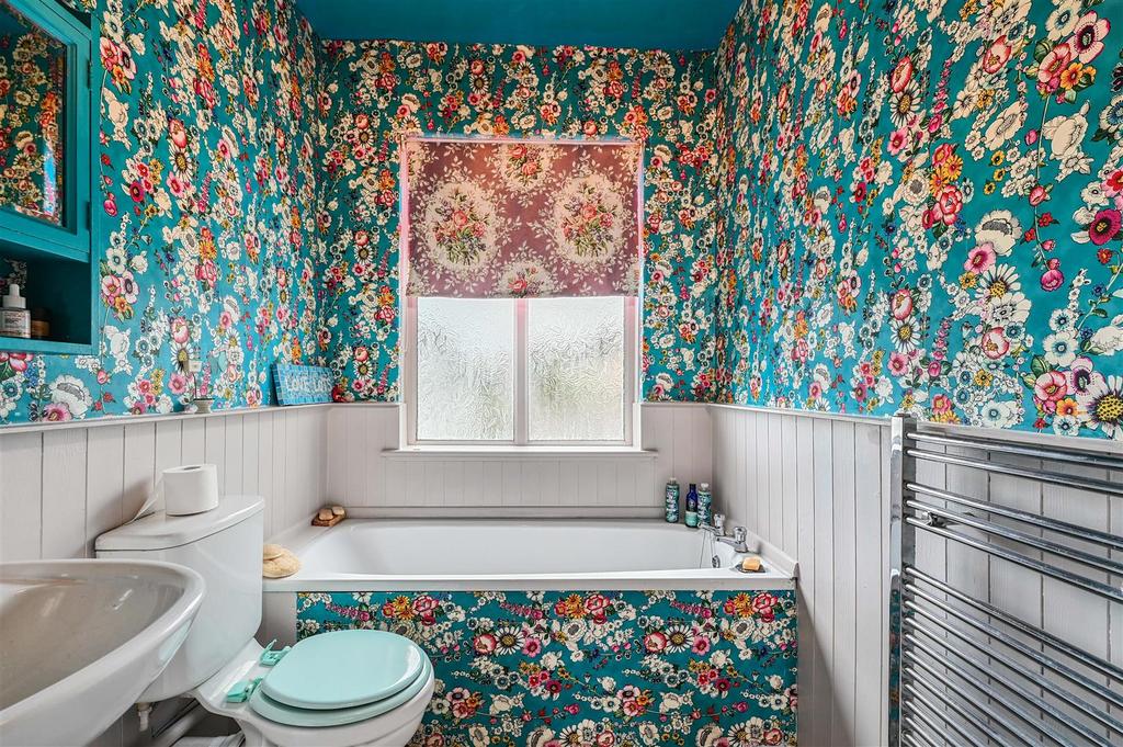 28 Edwin road tn35 (35).jpg