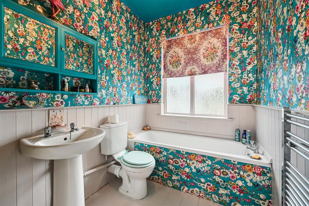 28 Edwin road tn35 (34).jpg