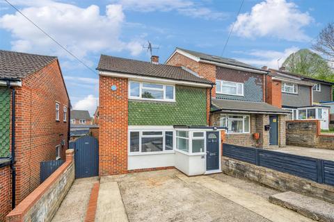 2 bedroom semi-detached house for sale, Bradshaw Road, High Wycombe HP13