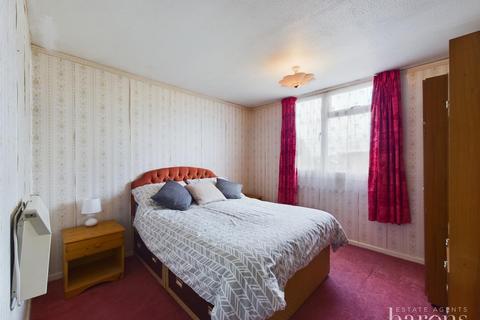 27 Bennet Close, Basingstoke, RG21 5JR