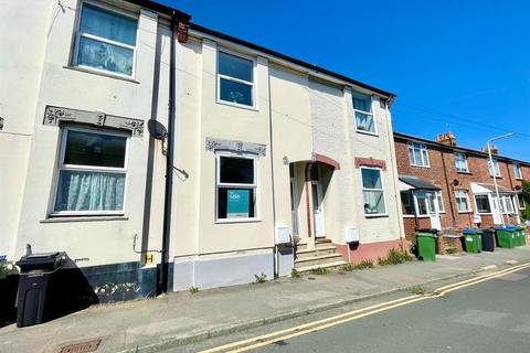 3 bedroom terraced house for sale, Gibbon Road, Newhaven