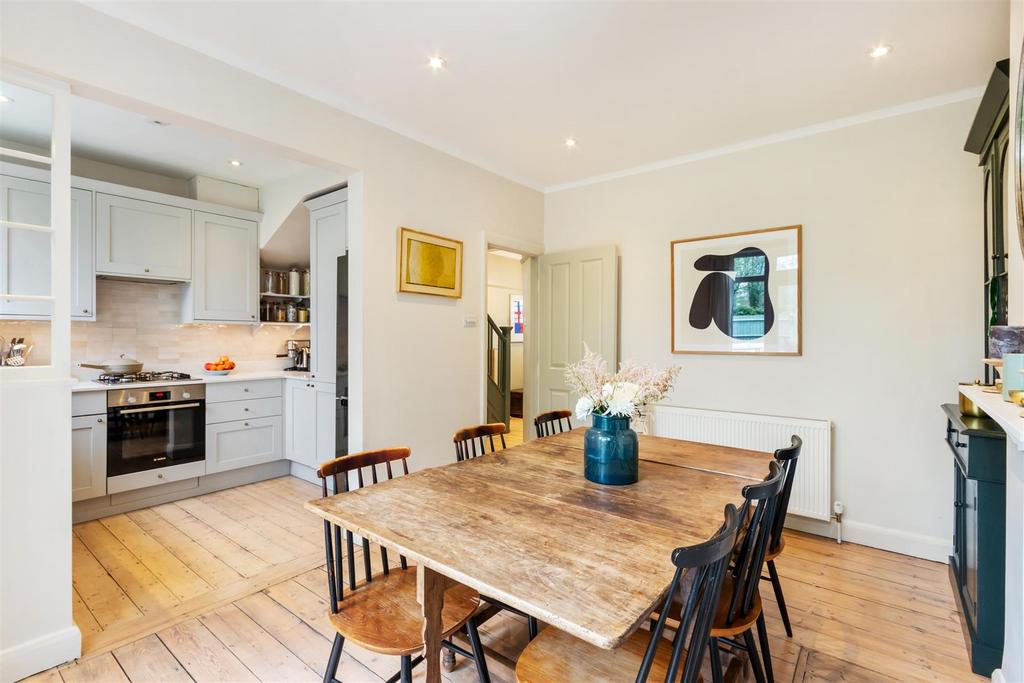 Kitchen/Dining Room