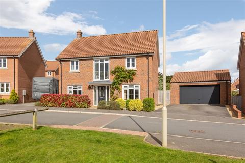 2 Chapel Drive, Malton, YO17 7PG