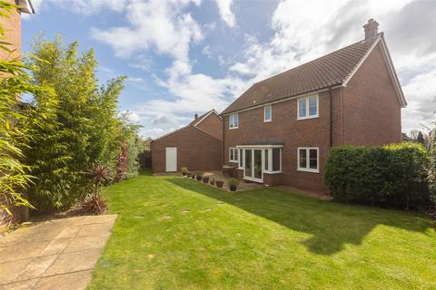 2 Chapel Drive, Malton, YO17 7PG