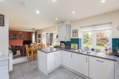 2 Chapel Drive, Malton, YO17 7PG