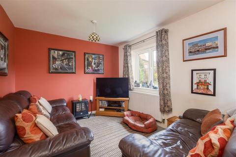 2 Chapel Drive, Malton, YO17 7PG