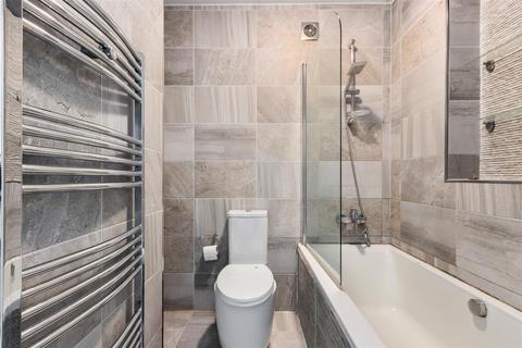 16 Darley Gardens, Morden, SM4 6QF