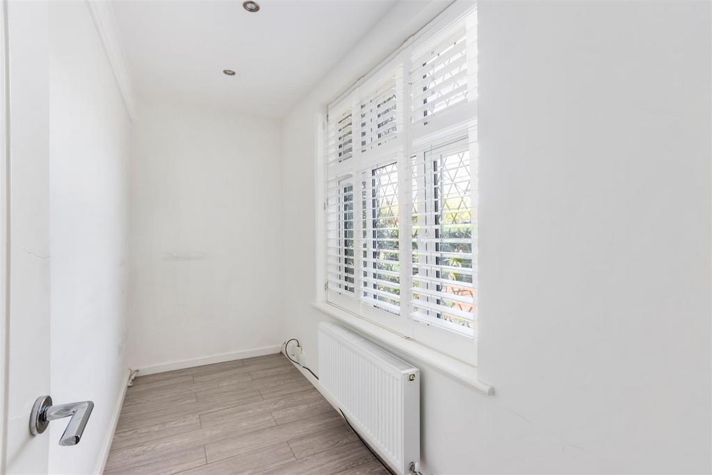 Darley Gardens
