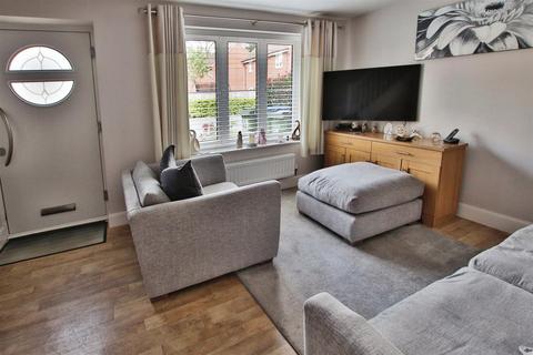 2 bedroom end of terrace house for sale, Nathaniel Close, Sarisbury Green