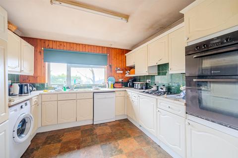 3 bedroom detached house for sale, Heighton Road, South Heighton, Newhaven