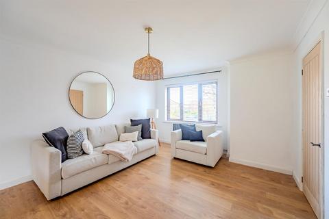 4 bedroom detached house for sale, Rothwell Court, Newhaven
