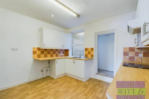 2 bedroom terraced house for sale, Old London Road, Hastings