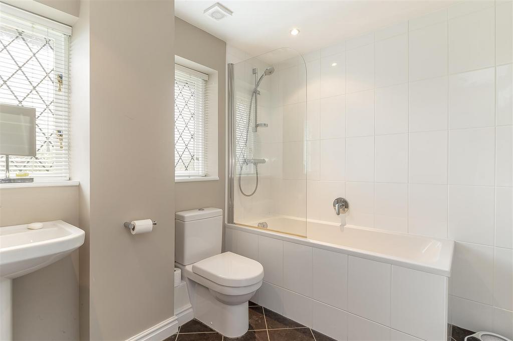 Bathroom.jpg