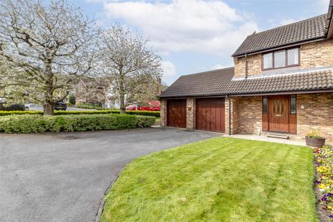 9 Swallow Drive, Pool In Wharfedale, Otley, LS21 1RS
