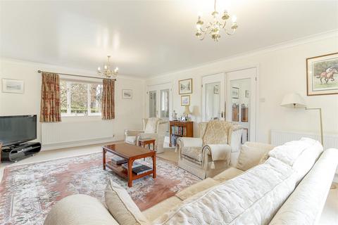 9 Swallow Drive, Pool In Wharfedale, Otley, LS21 1RS