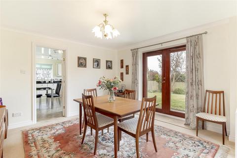 9 Swallow Drive, Pool In Wharfedale, Otley, LS21 1RS