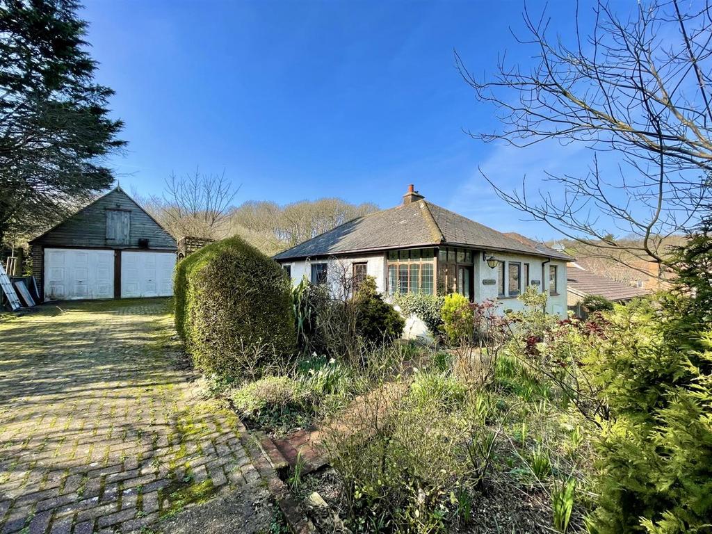 Valley Road, Newhaven 3 bed detached bungalow for sale - £385,000