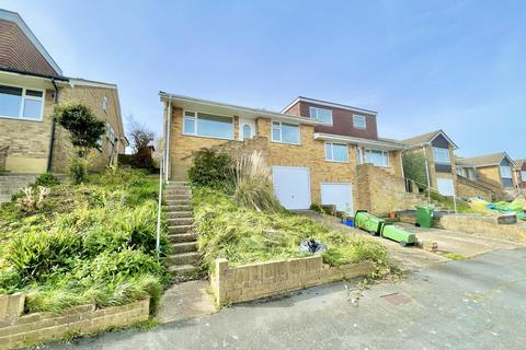 3 bedroom semi-detached house for sale, Valley Close, Newhaven