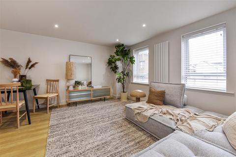 1 bedroom apartment for sale, Hyde Street, Winchester