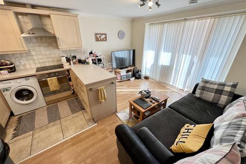 1 bedroom flat to rent, Grants Yard, Burton On Trent DE14