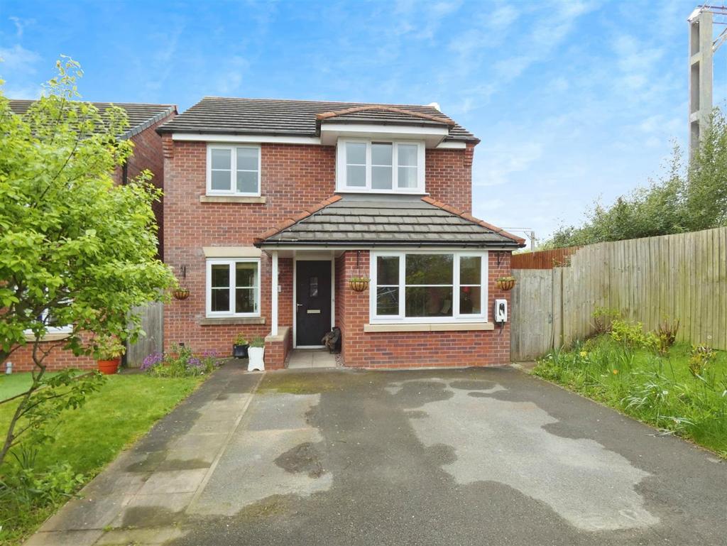 Mallard Place, Sandbach 3 bed detached house for sale £280,000