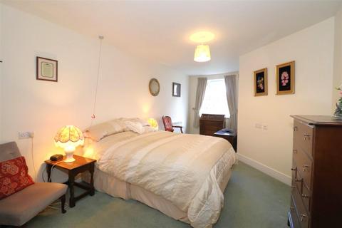 2 bedroom apartment for sale, Southbank Road, Kenilworth