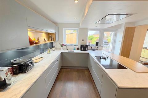 22 Milltown Way, Leek, ST13 5SZ