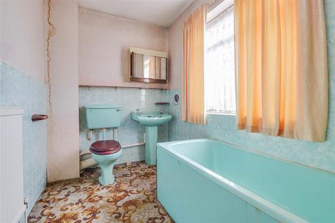 135 Raphael Drive, Shoeburyness, Southend-on-sea, SS3 9UR