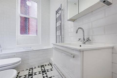 4 Fitzgeorge Avenue, London, W14 0SN