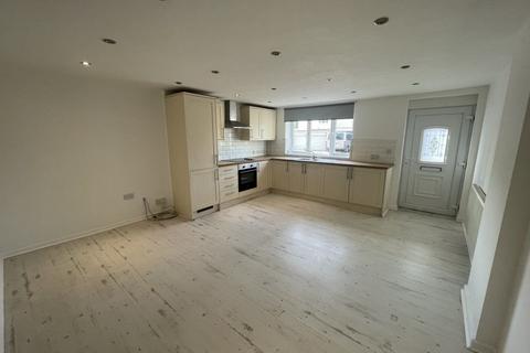 3 bedroom house to rent, Woodbank, Leicester