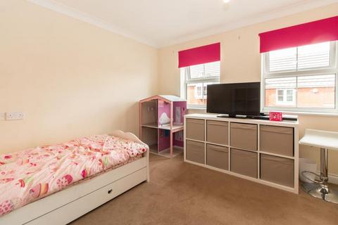 3 Collier Way, Southend-on-sea, SS1 2AF