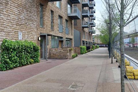 1 bedroom apartment for sale, Waterline Way, Deptford SE8