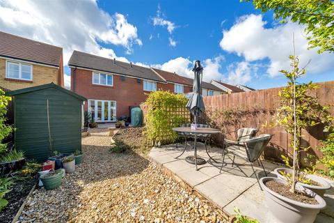 2 bedroom end of terrace house for sale, South Downs Rise, Havant PO9
