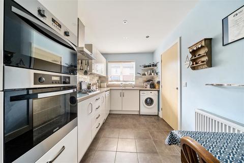 2 bedroom end of terrace house for sale, South Downs Rise, Havant PO9