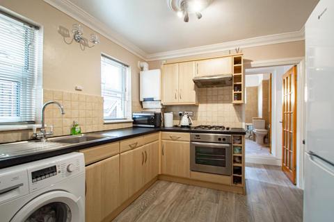 174a Eastern Esplanade, Southend-on-sea, SS1 3AA