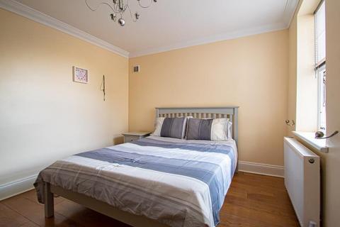 174a Eastern Esplanade, Southend-on-sea, SS1 3AA
